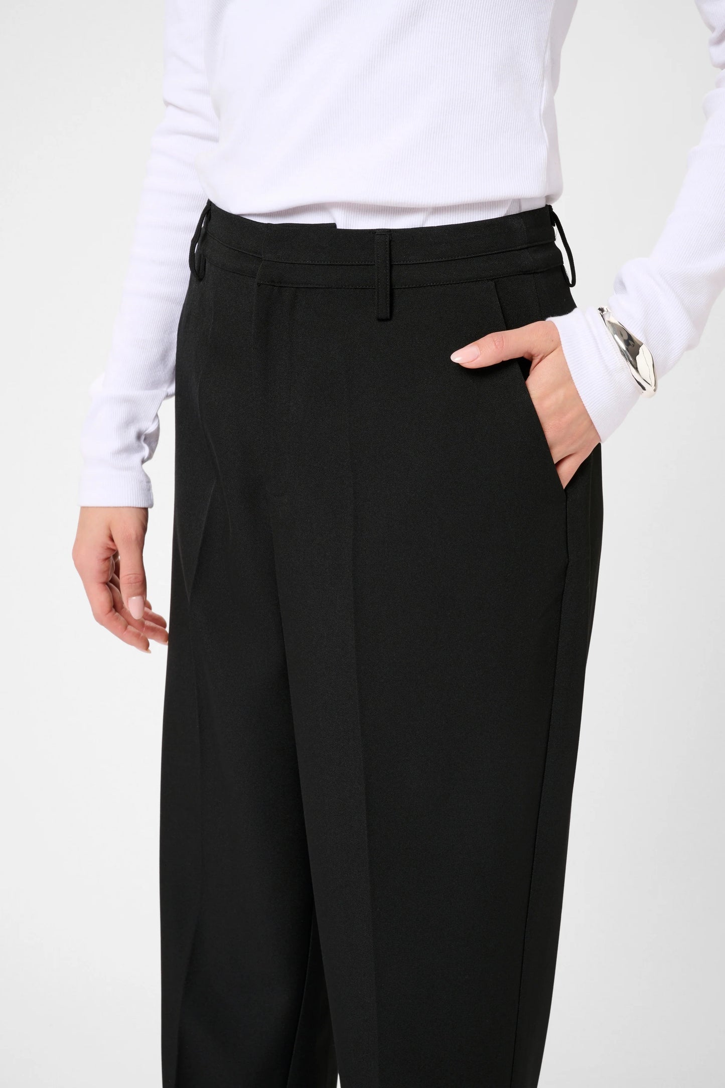 KAlorindia Pants in Black