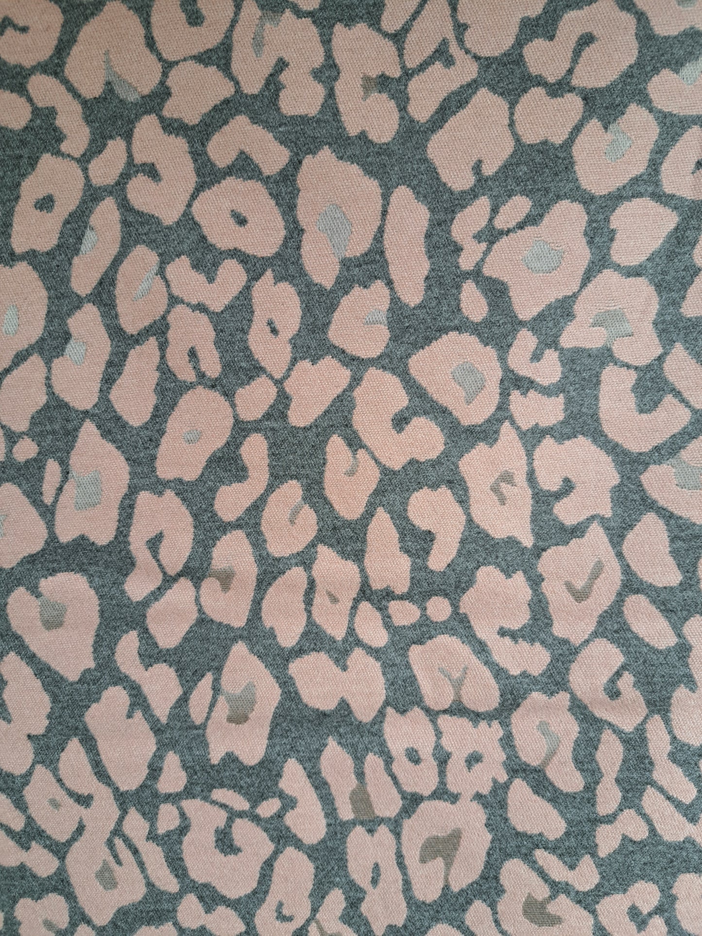 Leopard Print Cashmere Blend Scarf - Pink & Grey