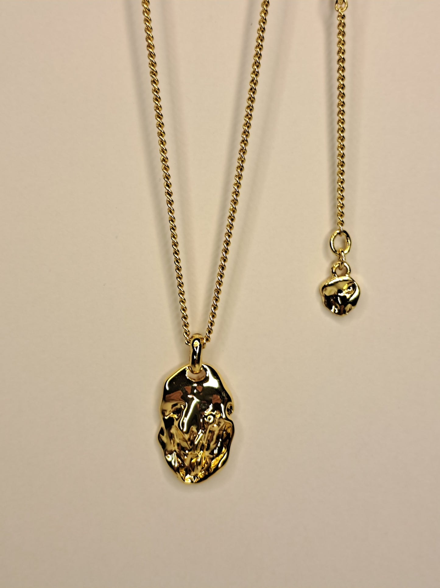 Gold Plated Necklace With Pendant And Adjustable Chain