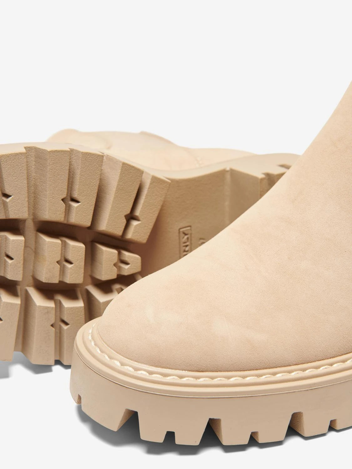 PU Nubuck Chelsea Boot - Natural