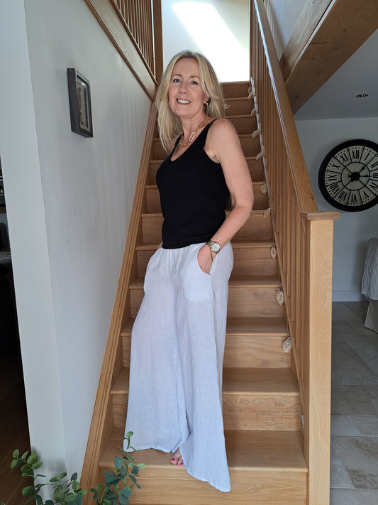 Black Knitted V-Neck Vest Top