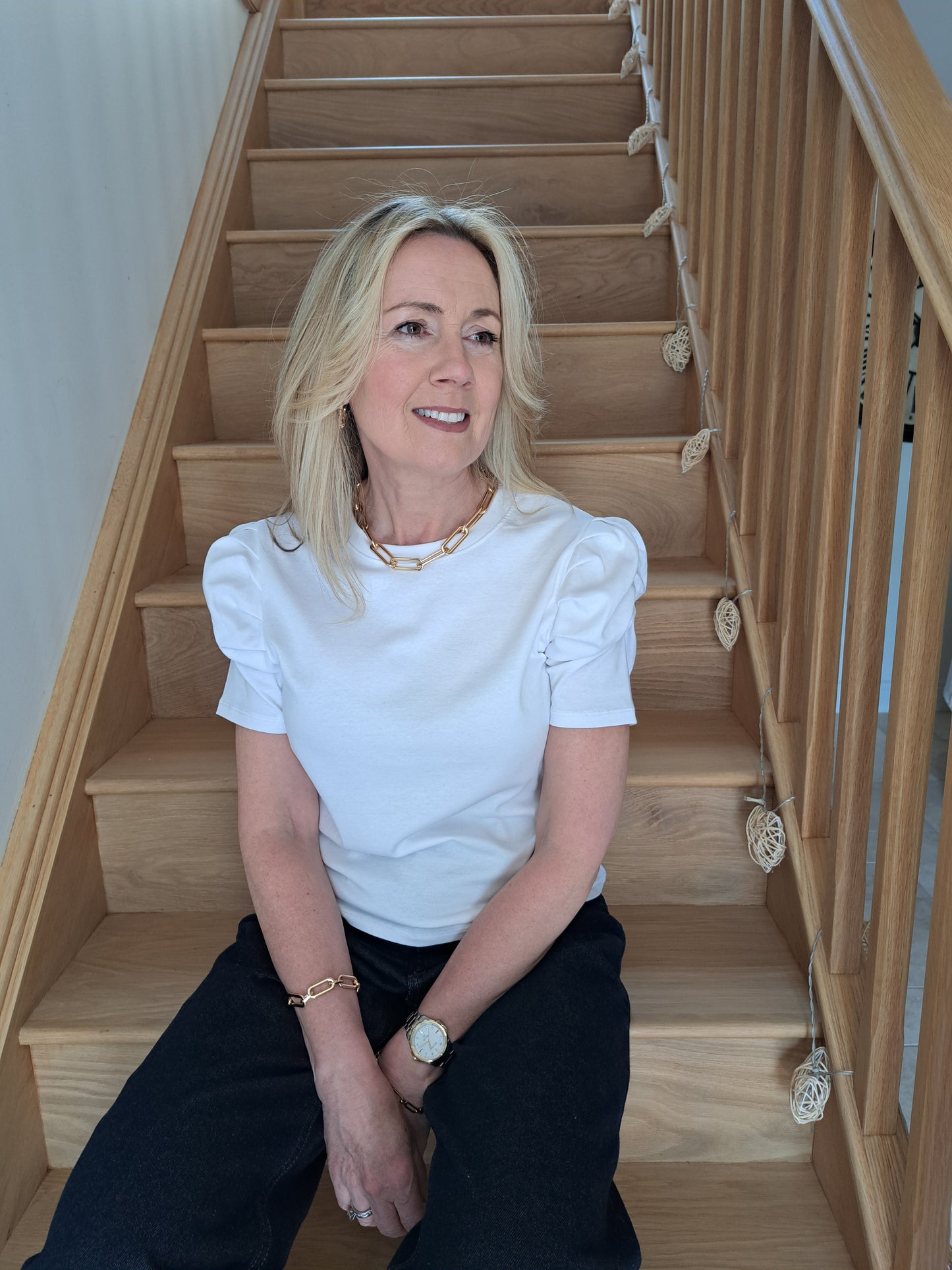 T-shirt Top With Ruched Sleeves - White