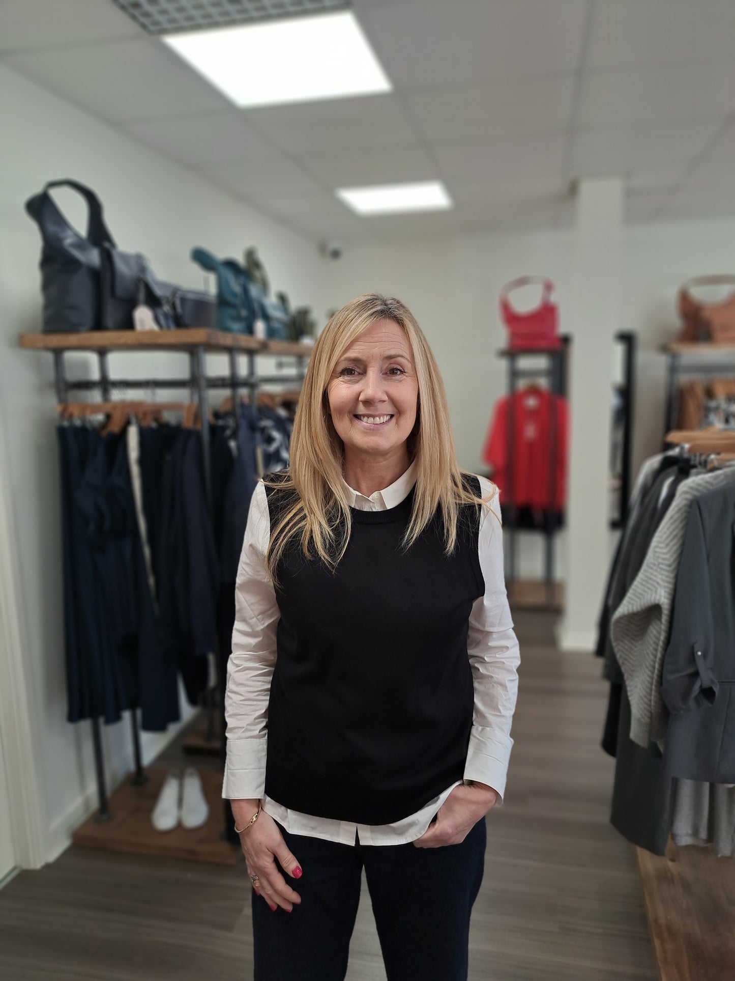 Fine Knit Tank Top - Black