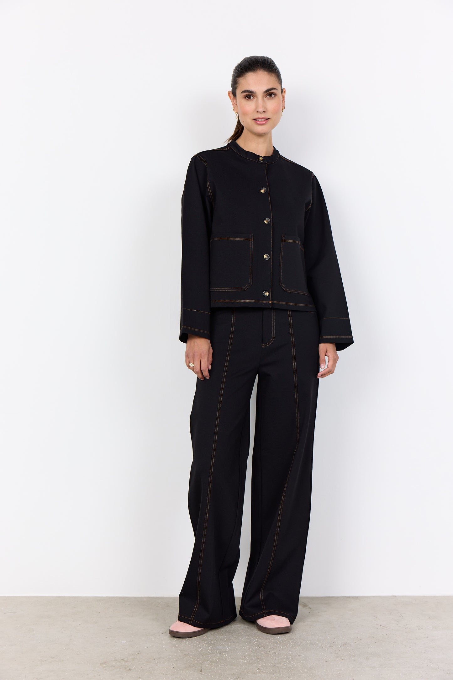 Box Jacket In Black With Contrast Stitching