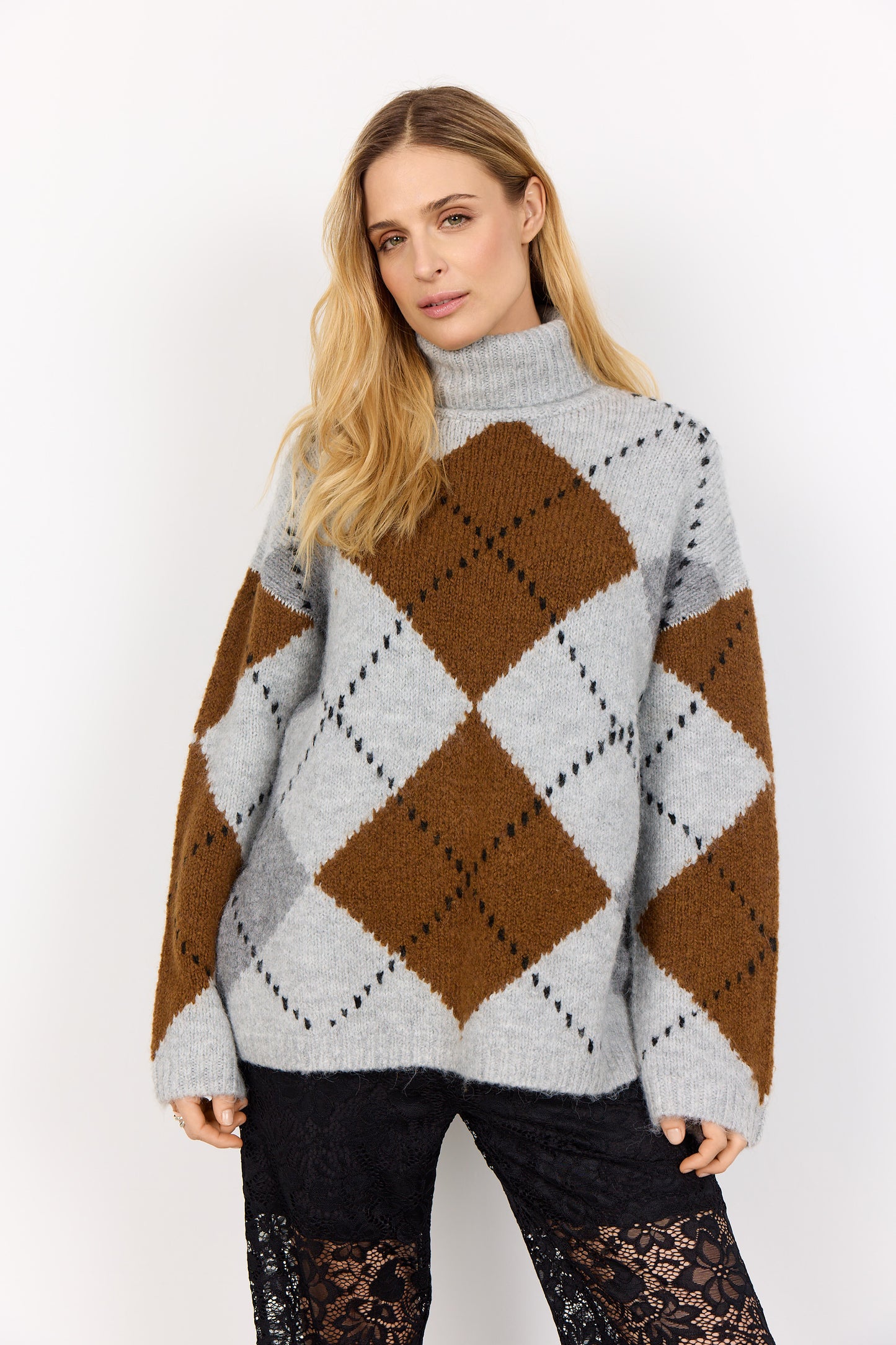 Medium Knit Grey & Tan Argyle Polo Neck Jumper