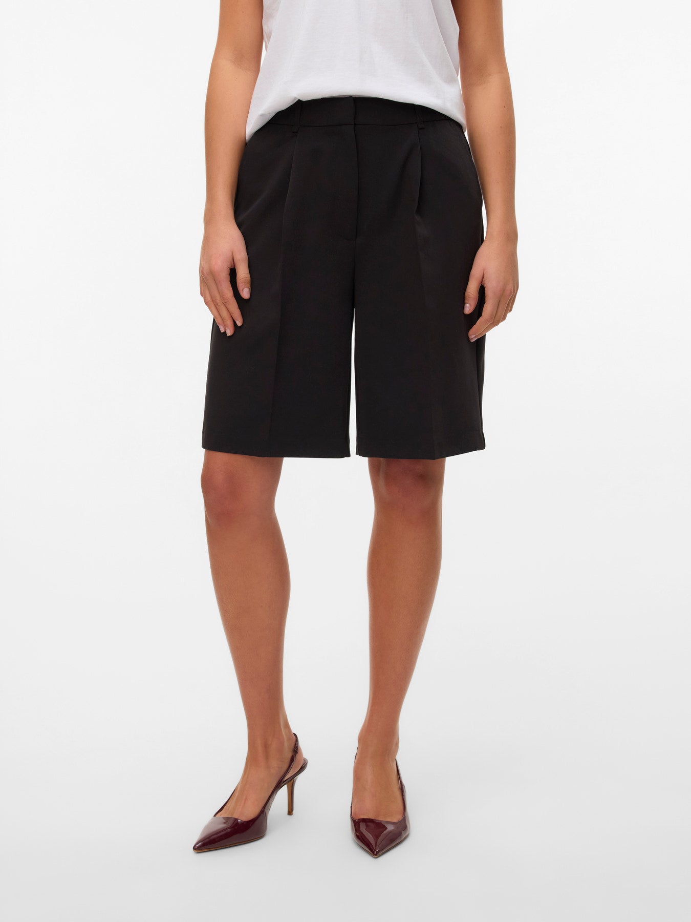 Tailored Knee Shorts - White or Black
