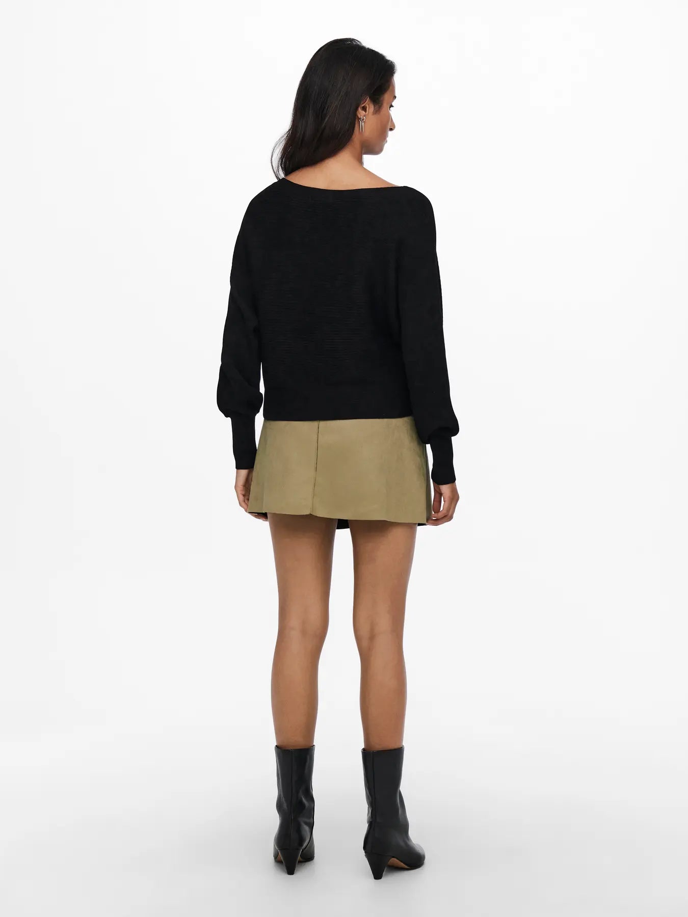Boat Neck Batwing Sleeve Jumper - Black