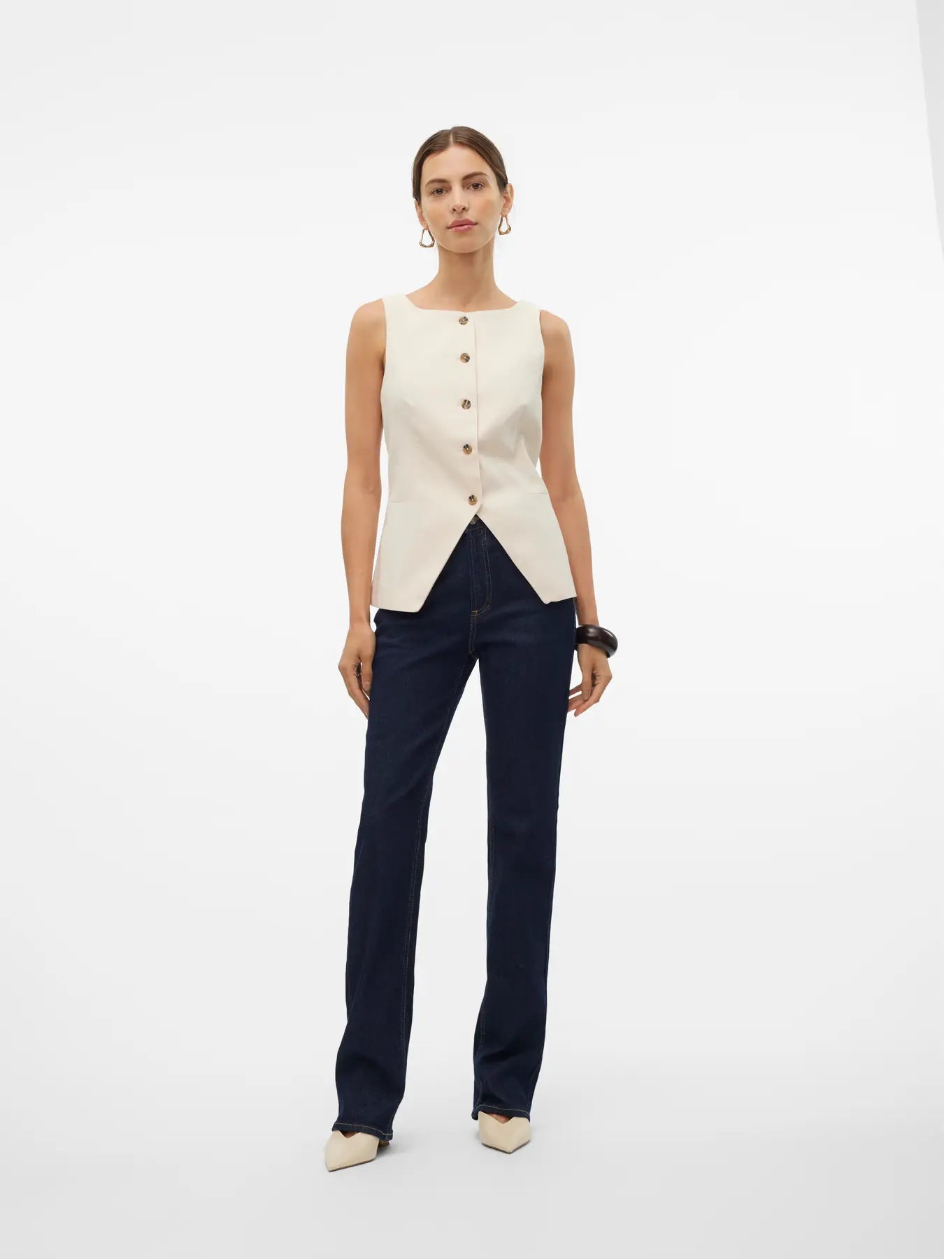 High Rise Straight Fit Jeans