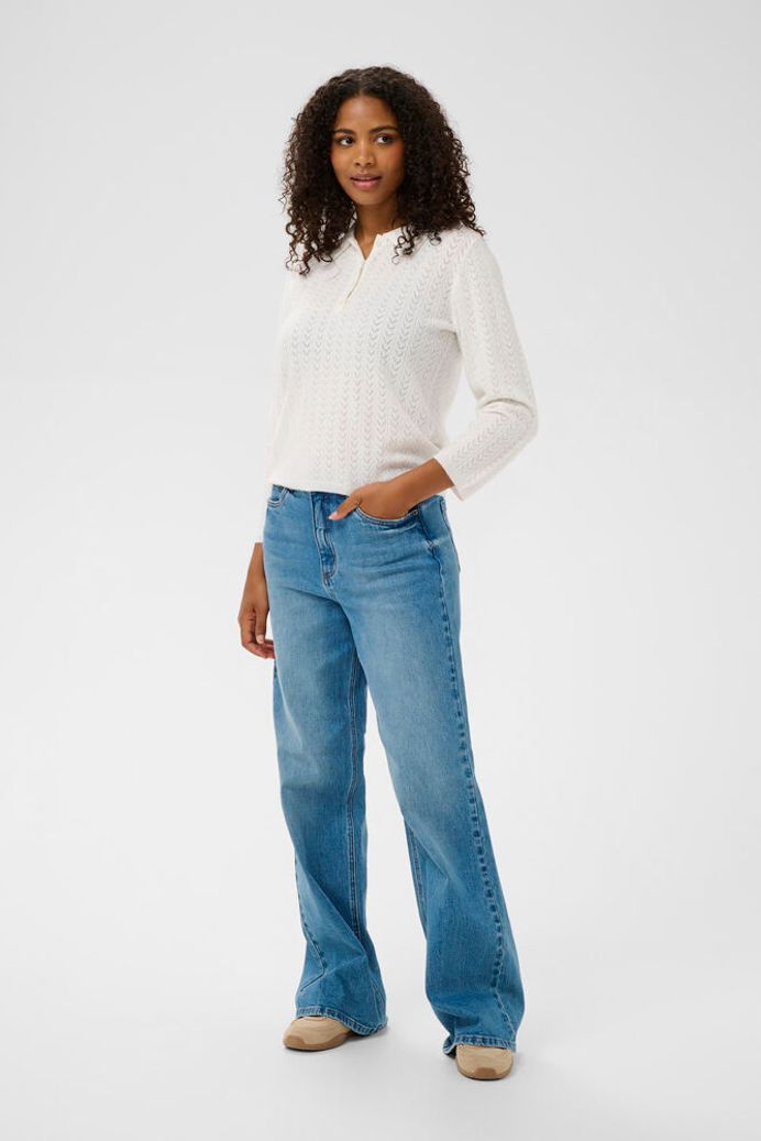 Polo Pullover With Relaxed V Knit Pattern - White